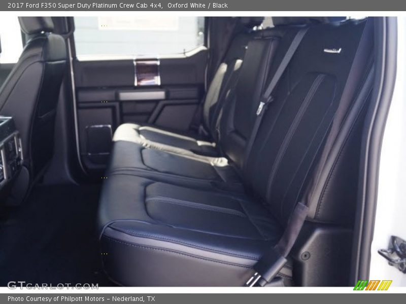 Oxford White / Black 2017 Ford F350 Super Duty Platinum Crew Cab 4x4