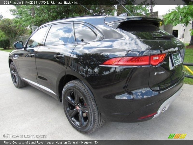Ultimate Black / Jet 2017 Jaguar F-PACE 35t AWD S