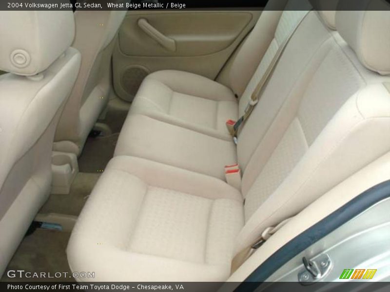 Wheat Beige Metallic / Beige 2004 Volkswagen Jetta GL Sedan