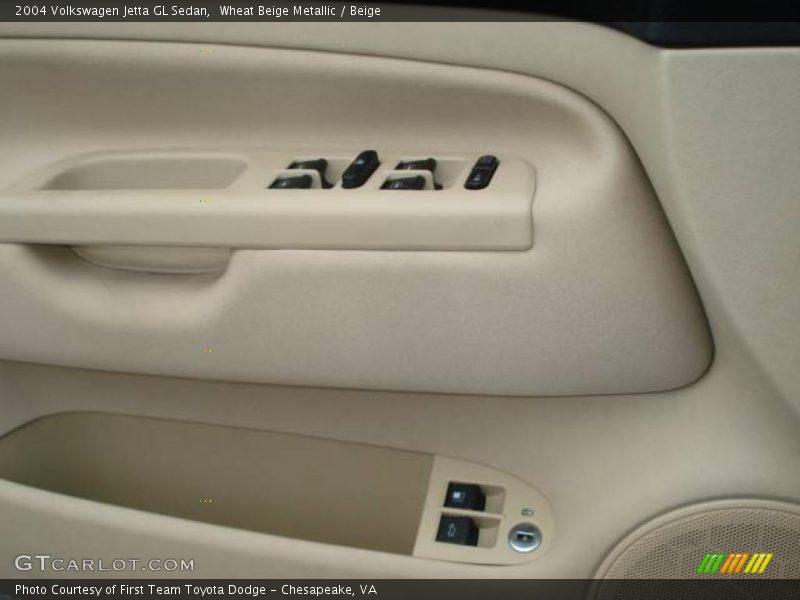 Wheat Beige Metallic / Beige 2004 Volkswagen Jetta GL Sedan