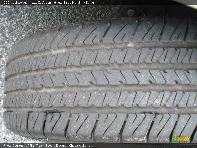 Wheat Beige Metallic / Beige 2004 Volkswagen Jetta GL Sedan