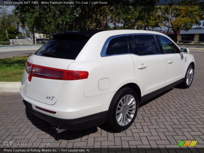 White Platinum Metallic Tri-Coat / Light Stone 2010 Lincoln MKT FWD