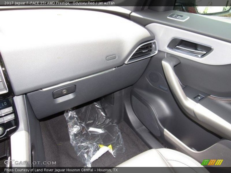 Odyssey Red / Jet w/Tan 2017 Jaguar F-PACE 35t AWD Prestige