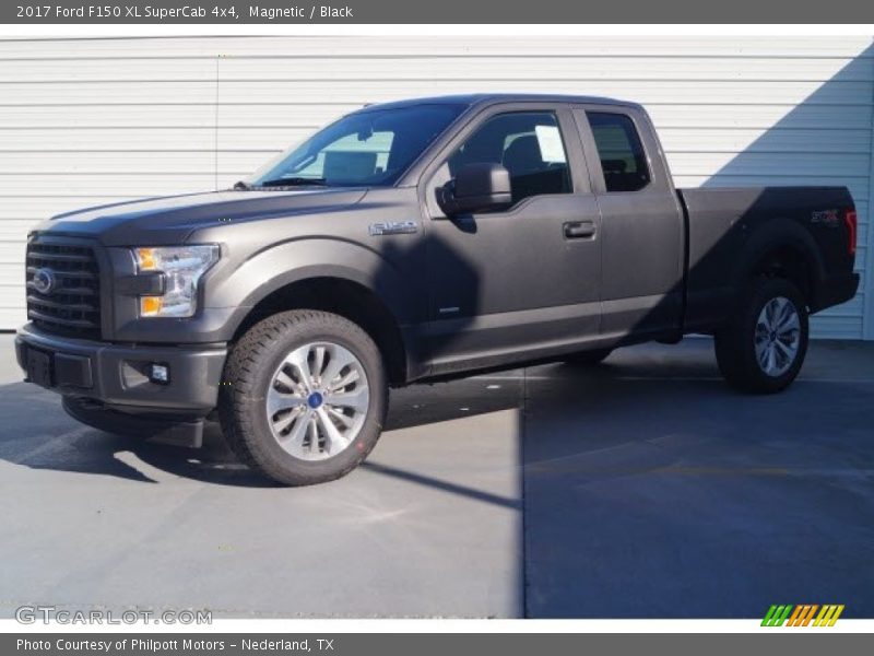 Magnetic / Black 2017 Ford F150 XL SuperCab 4x4