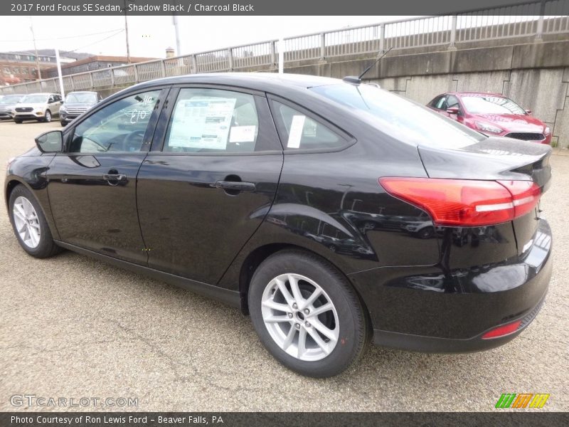 Shadow Black / Charcoal Black 2017 Ford Focus SE Sedan