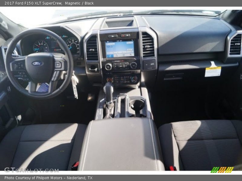 Magnetic / Black 2017 Ford F150 XLT SuperCrew