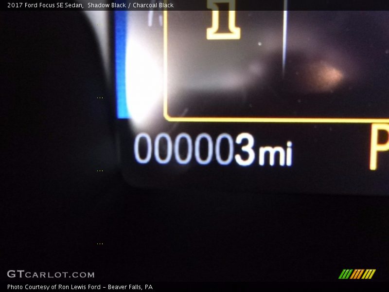 Shadow Black / Charcoal Black 2017 Ford Focus SE Sedan