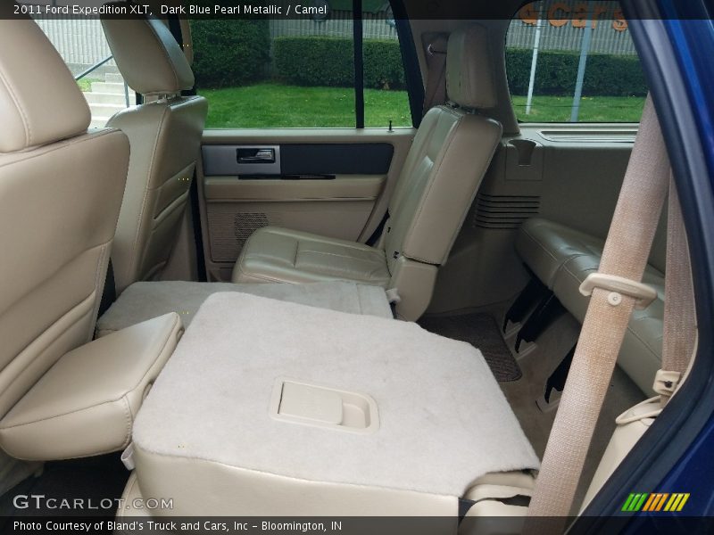 Dark Blue Pearl Metallic / Camel 2011 Ford Expedition XLT