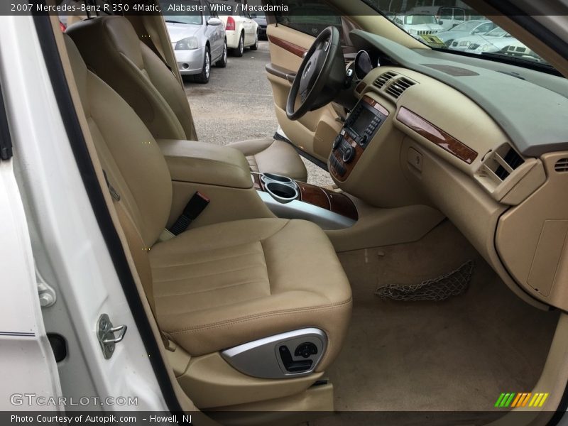 Alabaster White / Macadamia 2007 Mercedes-Benz R 350 4Matic