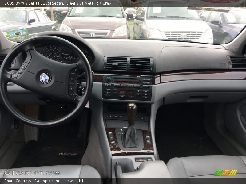 Steel Blue Metallic / Grey 2005 BMW 3 Series 325xi Sedan