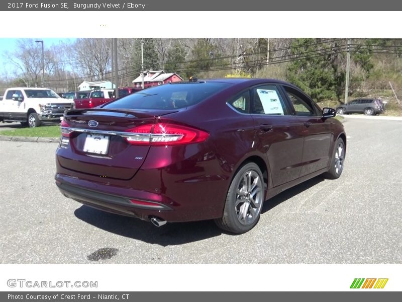 Burgundy Velvet / Ebony 2017 Ford Fusion SE