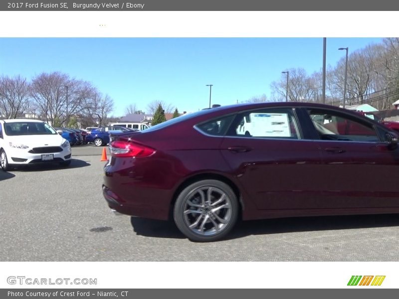 Burgundy Velvet / Ebony 2017 Ford Fusion SE