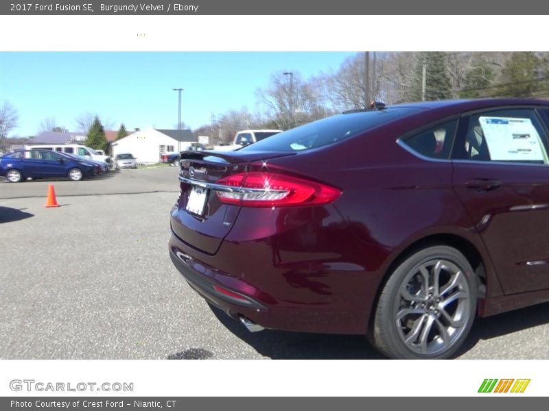 Burgundy Velvet / Ebony 2017 Ford Fusion SE