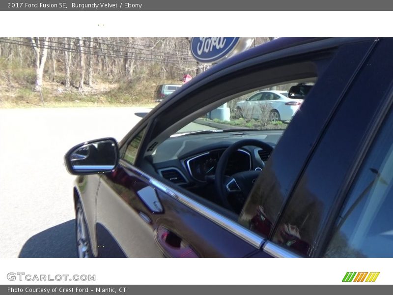 Burgundy Velvet / Ebony 2017 Ford Fusion SE