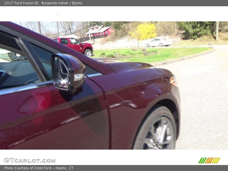 Burgundy Velvet / Ebony 2017 Ford Fusion SE