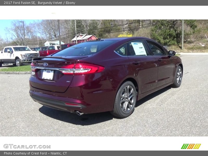 Burgundy Velvet / Ebony 2017 Ford Fusion SE