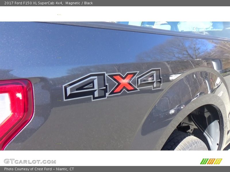 Magnetic / Black 2017 Ford F150 XL SuperCab 4x4