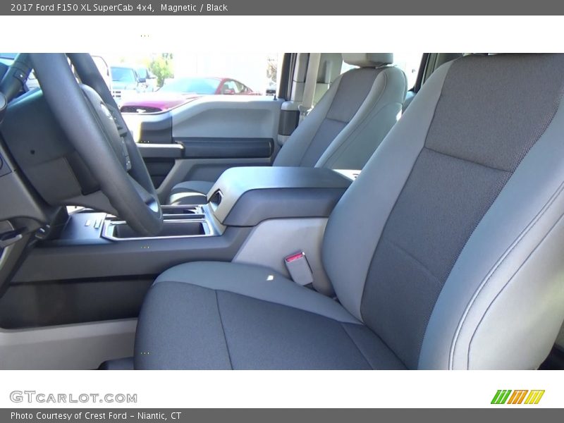 Magnetic / Black 2017 Ford F150 XL SuperCab 4x4