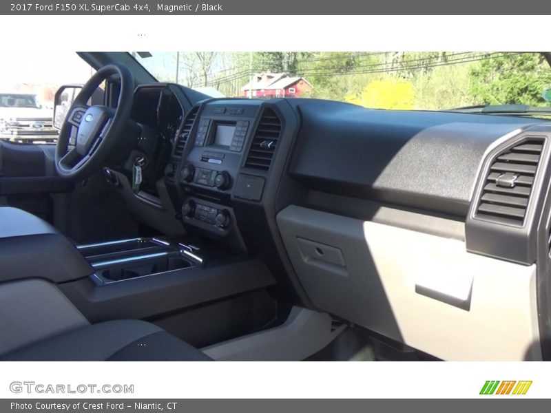 Magnetic / Black 2017 Ford F150 XL SuperCab 4x4