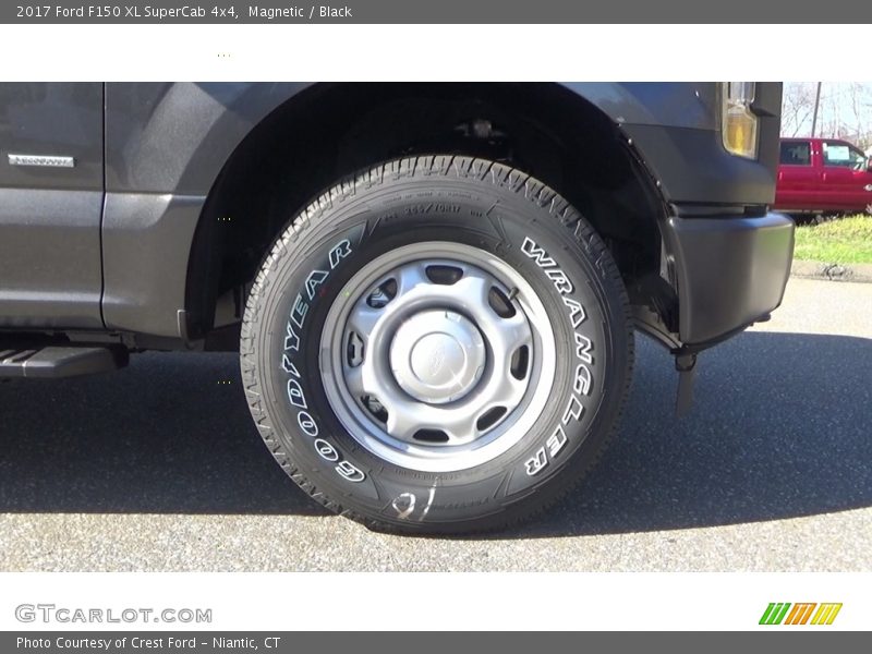 Magnetic / Black 2017 Ford F150 XL SuperCab 4x4