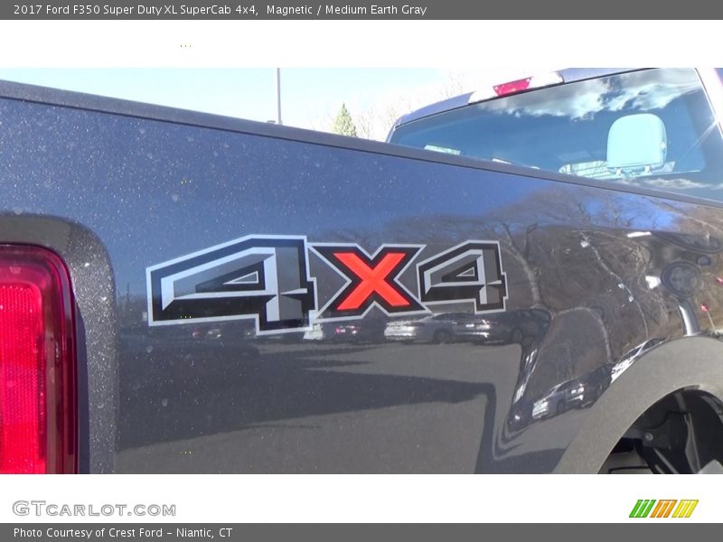 Magnetic / Medium Earth Gray 2017 Ford F350 Super Duty XL SuperCab 4x4