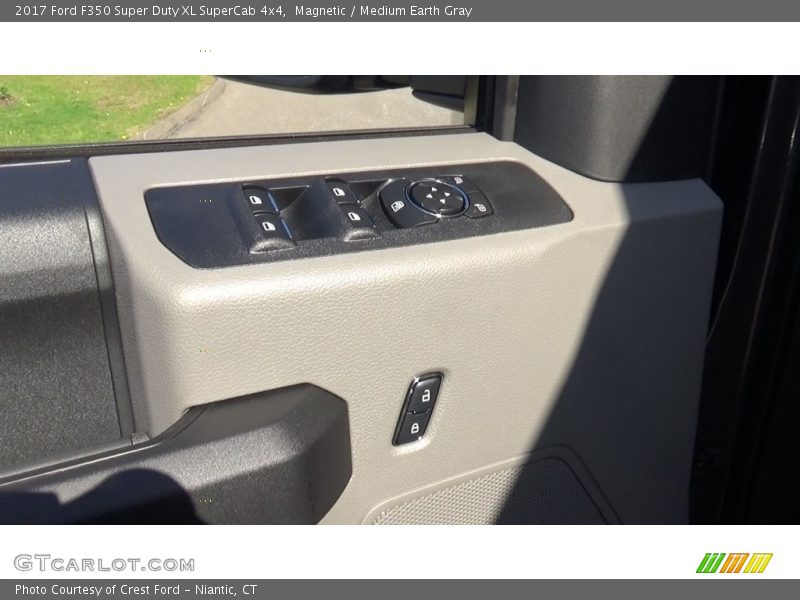 Magnetic / Medium Earth Gray 2017 Ford F350 Super Duty XL SuperCab 4x4