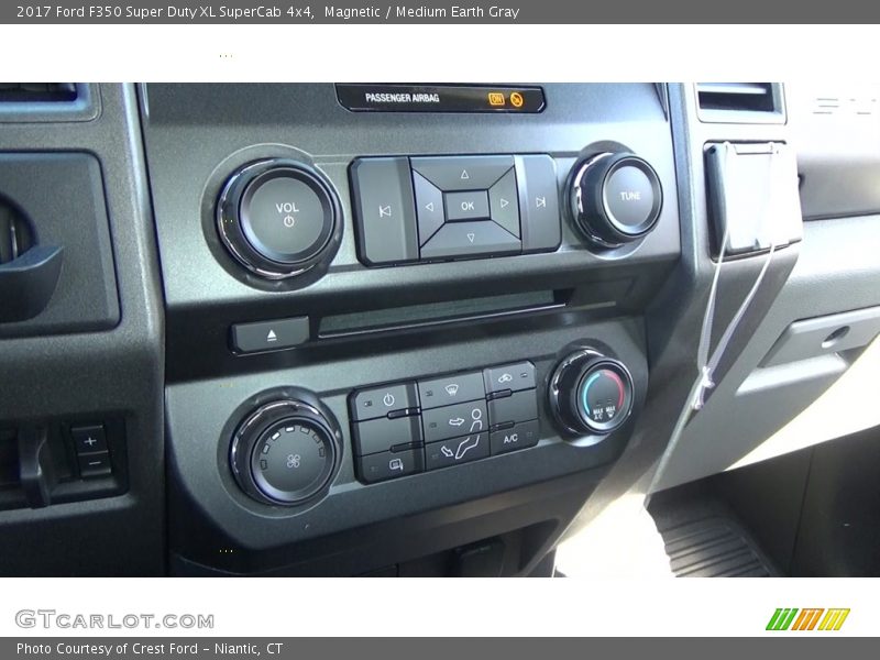 Magnetic / Medium Earth Gray 2017 Ford F350 Super Duty XL SuperCab 4x4
