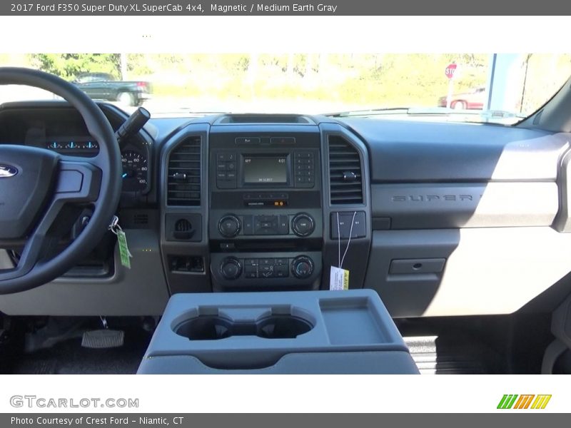 Magnetic / Medium Earth Gray 2017 Ford F350 Super Duty XL SuperCab 4x4