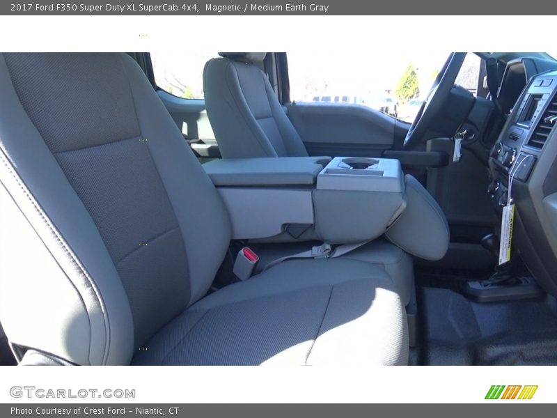 Magnetic / Medium Earth Gray 2017 Ford F350 Super Duty XL SuperCab 4x4