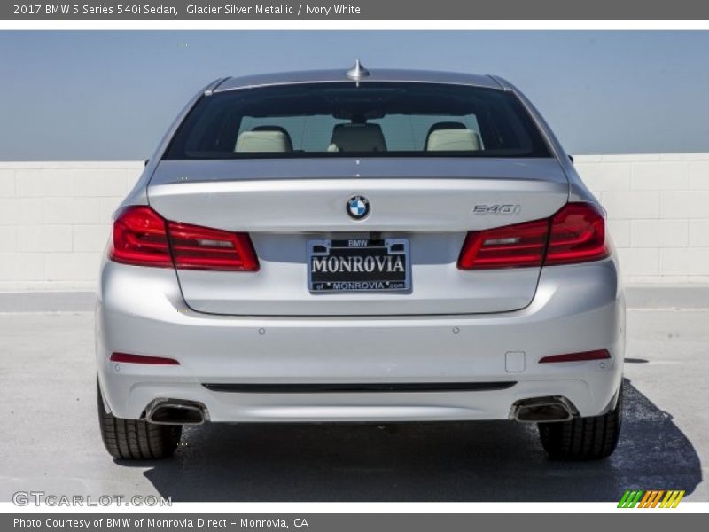 Glacier Silver Metallic / Ivory White 2017 BMW 5 Series 540i Sedan