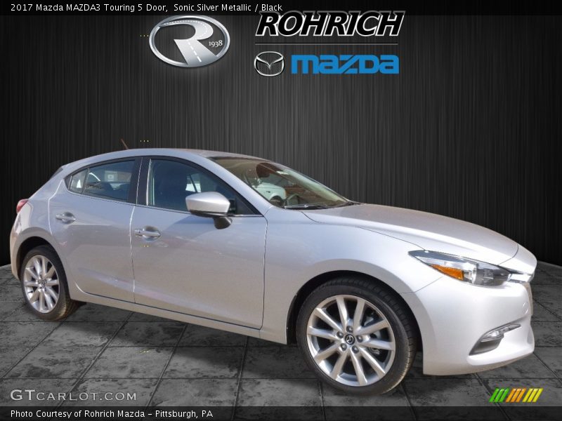 Sonic Silver Metallic / Black 2017 Mazda MAZDA3 Touring 5 Door