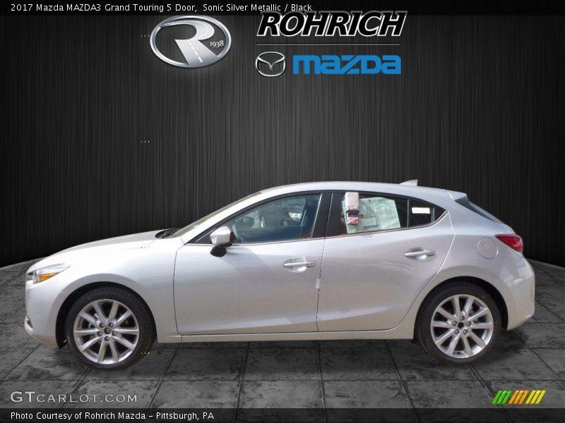 Sonic Silver Metallic / Black 2017 Mazda MAZDA3 Grand Touring 5 Door