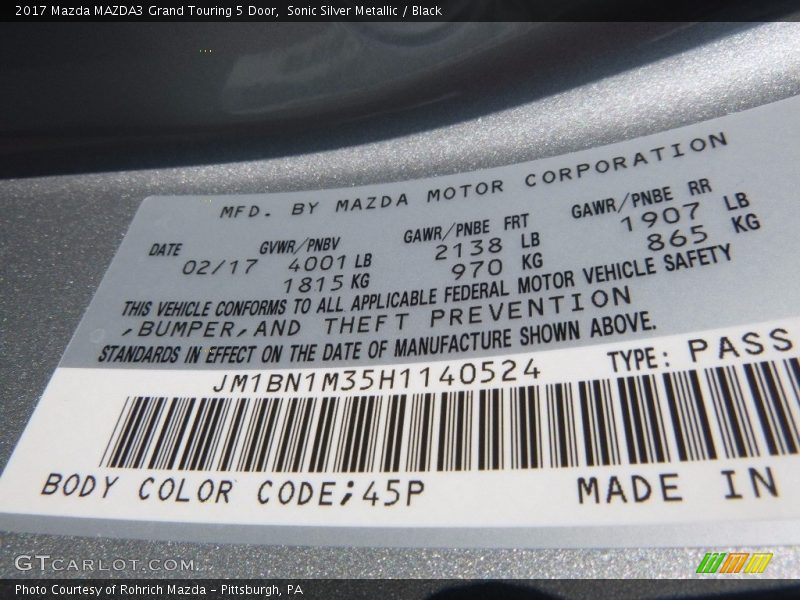 Sonic Silver Metallic / Black 2017 Mazda MAZDA3 Grand Touring 5 Door