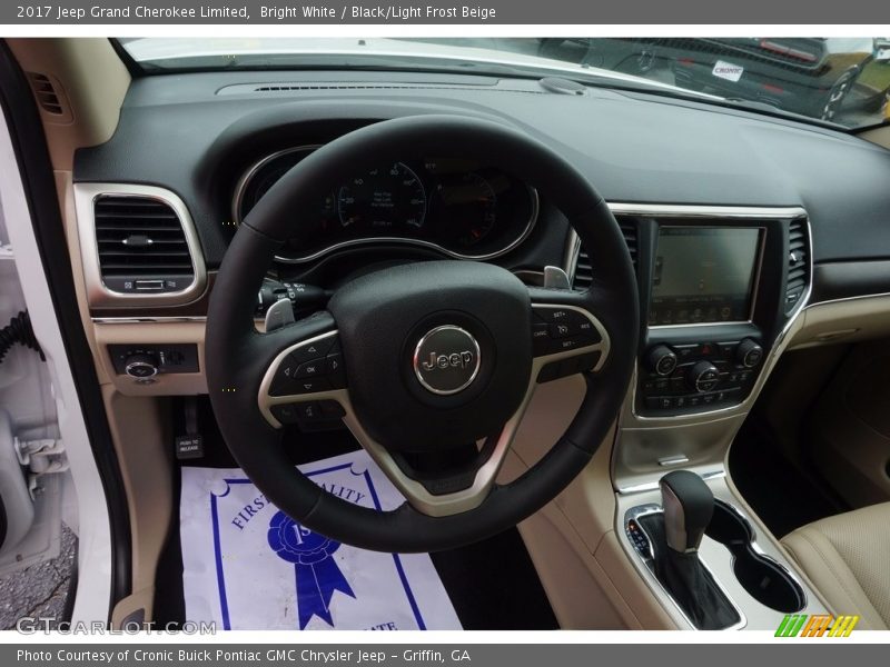 Bright White / Black/Light Frost Beige 2017 Jeep Grand Cherokee Limited