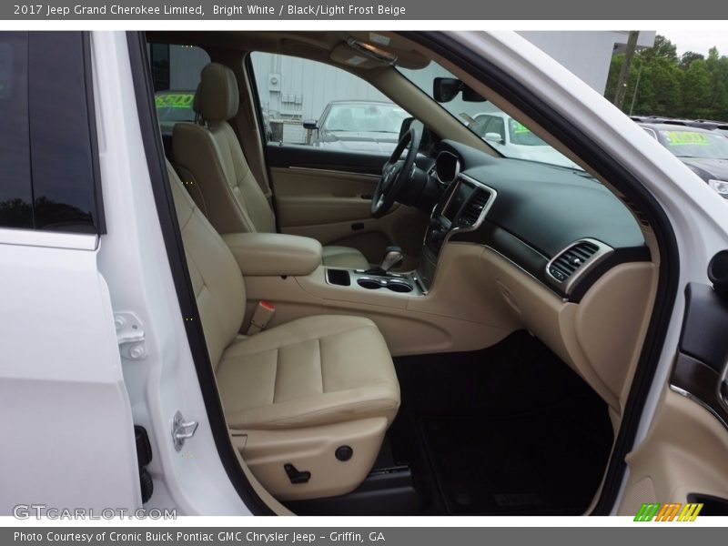 Bright White / Black/Light Frost Beige 2017 Jeep Grand Cherokee Limited