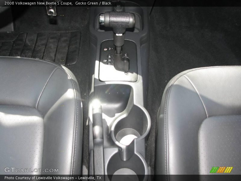 Gecko Green / Black 2008 Volkswagen New Beetle S Coupe