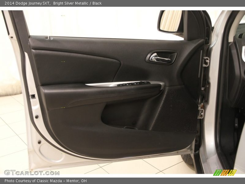 Bright Silver Metallic / Black 2014 Dodge Journey SXT