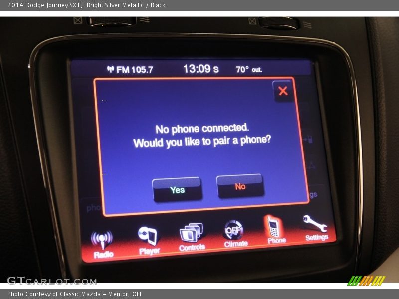 Bright Silver Metallic / Black 2014 Dodge Journey SXT