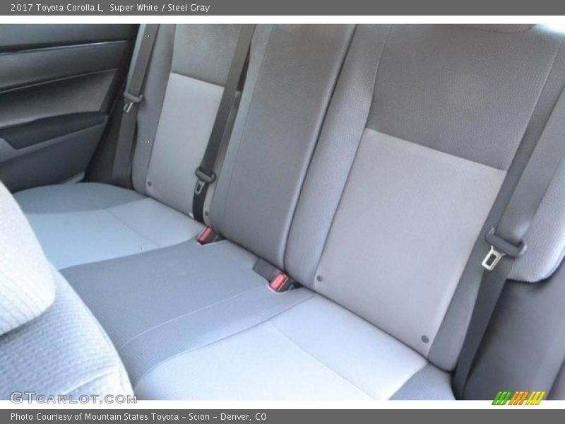 Super White / Steel Gray 2017 Toyota Corolla L