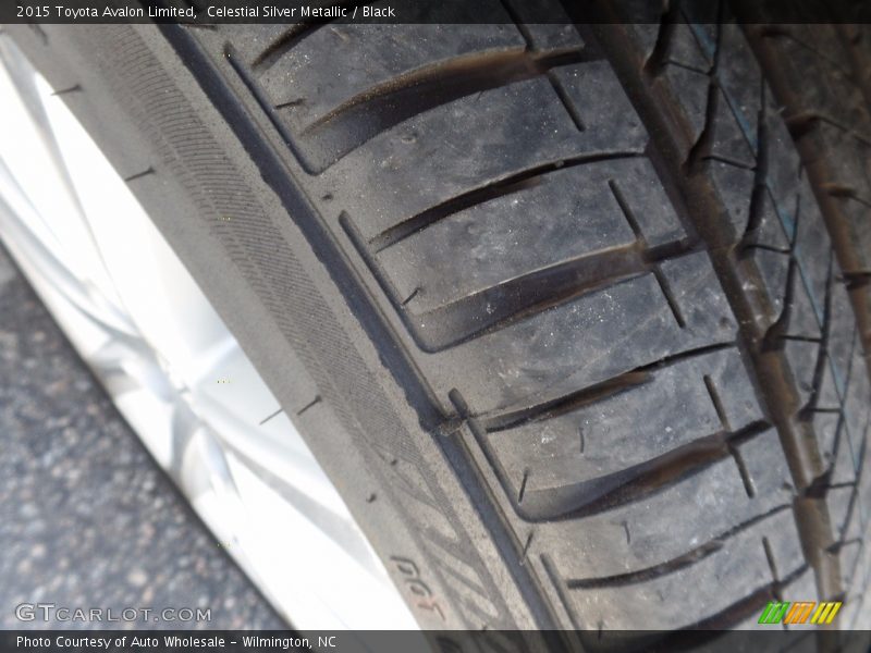 Celestial Silver Metallic / Black 2015 Toyota Avalon Limited