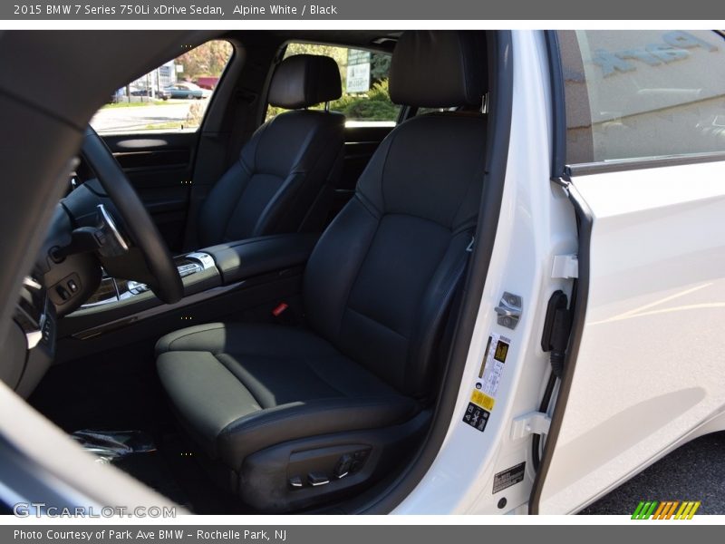 Alpine White / Black 2015 BMW 7 Series 750Li xDrive Sedan