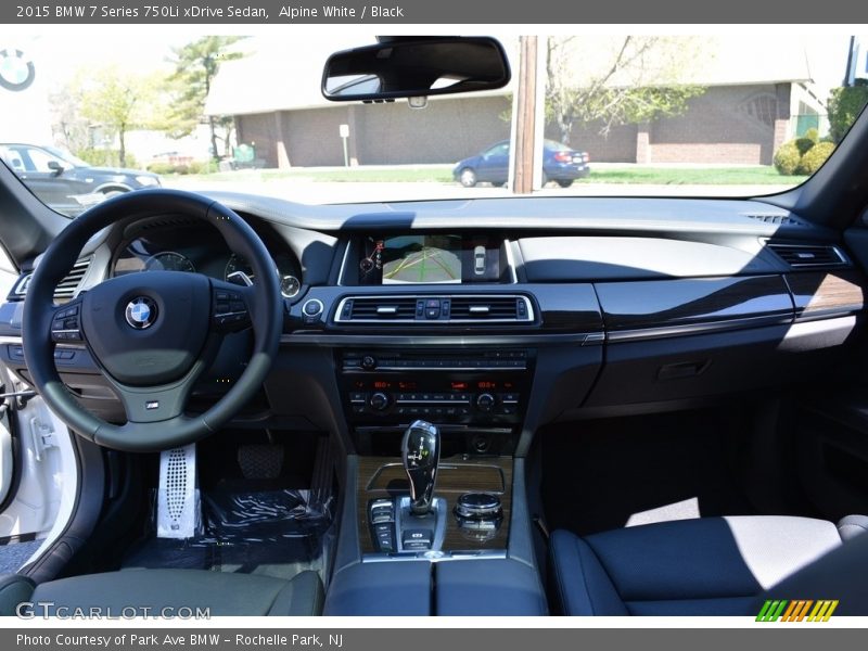 Alpine White / Black 2015 BMW 7 Series 750Li xDrive Sedan