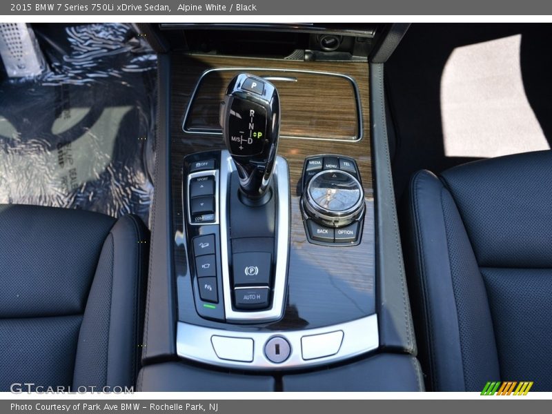 Alpine White / Black 2015 BMW 7 Series 750Li xDrive Sedan