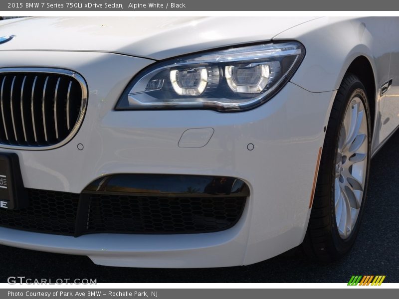 Alpine White / Black 2015 BMW 7 Series 750Li xDrive Sedan