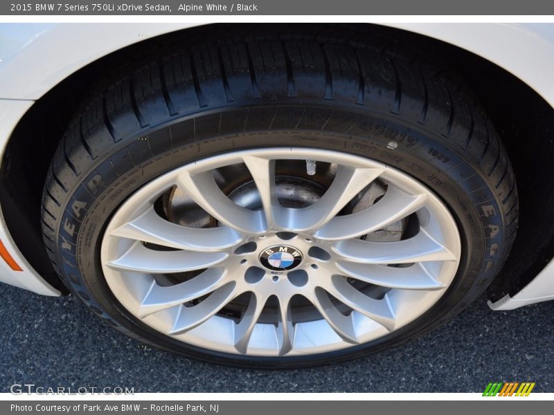 Alpine White / Black 2015 BMW 7 Series 750Li xDrive Sedan