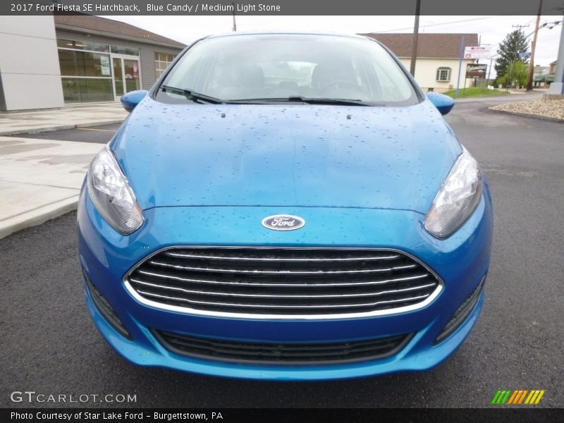 Blue Candy / Medium Light Stone 2017 Ford Fiesta SE Hatchback