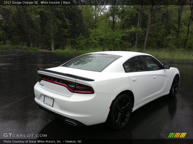 White Knuckle / Black 2017 Dodge Charger SE