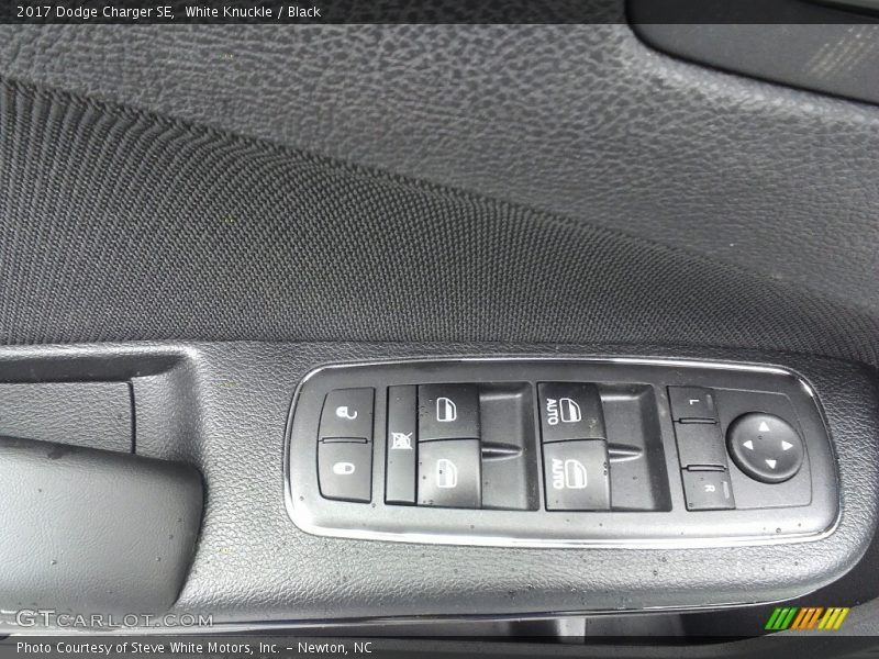 White Knuckle / Black 2017 Dodge Charger SE
