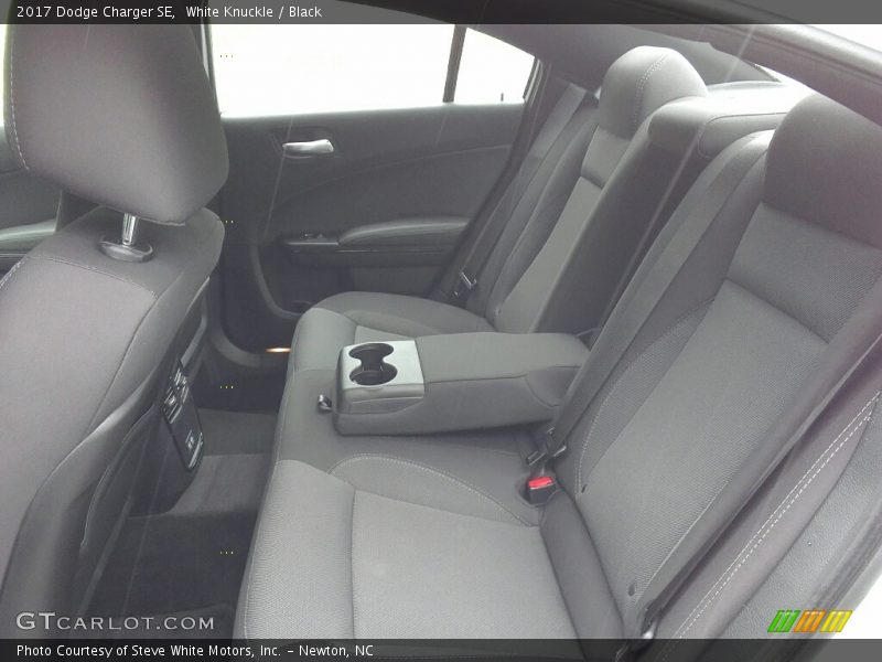 White Knuckle / Black 2017 Dodge Charger SE