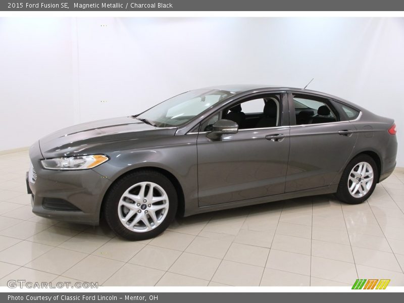 Magnetic Metallic / Charcoal Black 2015 Ford Fusion SE